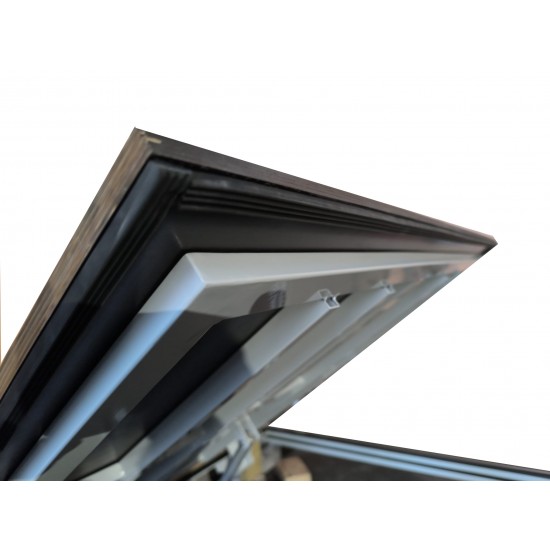 Grīdas 150 cm x 150 cm tehniskā lūka no nerūsējošā tērauda