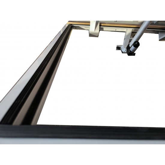 Grīdas 150 cm x 150 cm tehniskā lūka no nerūsējošā tērauda