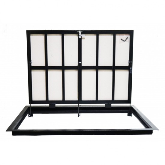 Grīdas tērauda tehniskā (revīzijas) lūka izmērs 90 cm x 180 cm H