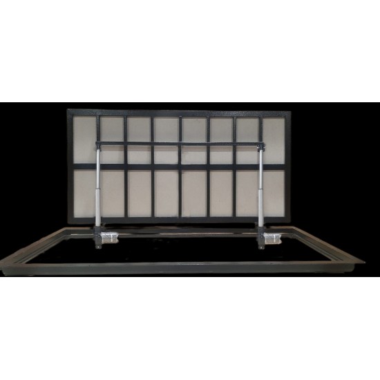 Grīdas tērauda tehniskā (revīzijas) lūka izmērs 80 cm x 240 cm H